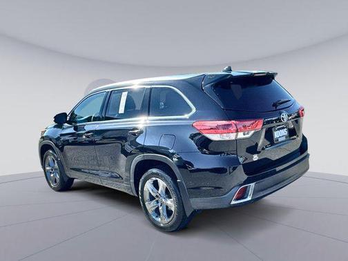 2018 Toyota Highlander Limited Platinum