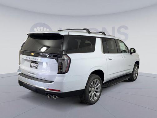 Polar White Tricoat 2026 Chevrolet Suburban Premier