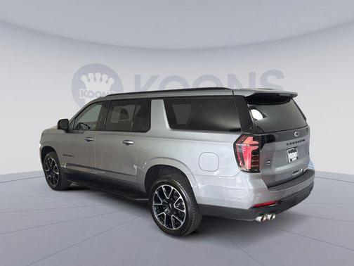 2025 Chevrolet Suburban RST