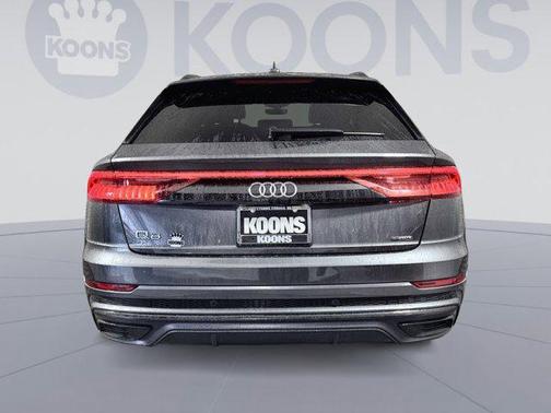 2021 Audi Q8 55 Premium Plus