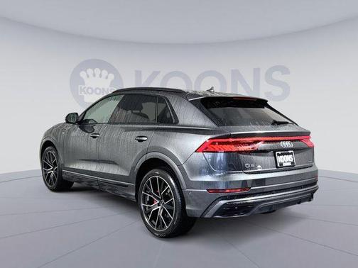 2021 Audi Q8 55 Premium Plus