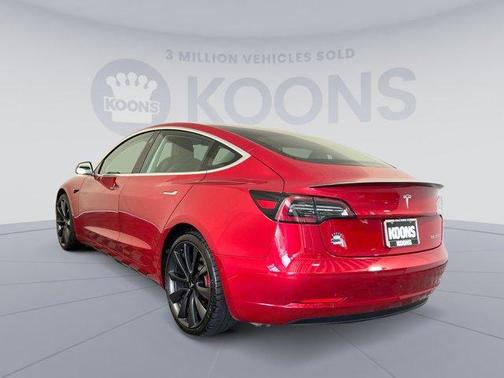 Photo 3 of 25 of 2020 Tesla Model 3 Performance