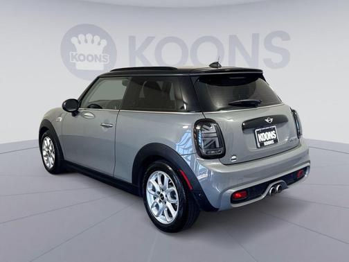 Gray Metallic 2018 MINI Hardtop Cooper S