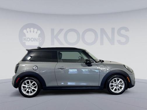 Gray Metallic 2018 MINI Hardtop Cooper S