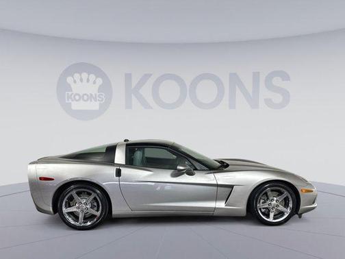 2005 Chevrolet Corvette Base