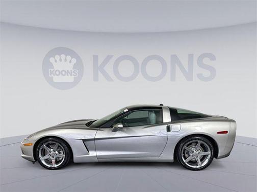 2005 Chevrolet Corvette Base