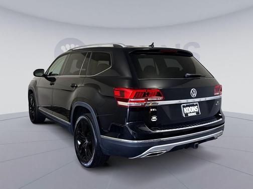 Deep Black Pearl 2019 Volkswagen Atlas 3.6L SEL