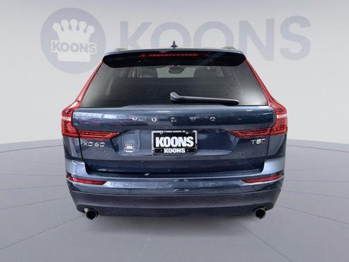 2021 Volvo XC60 T5 Momentum