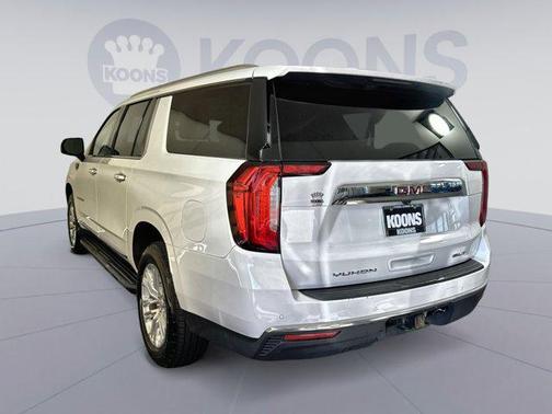 2022 GMC Yukon XL SLT