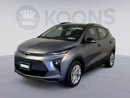 Gray Ghost Metallic 2023 Chevrolet Bolt EUV FWD LT
