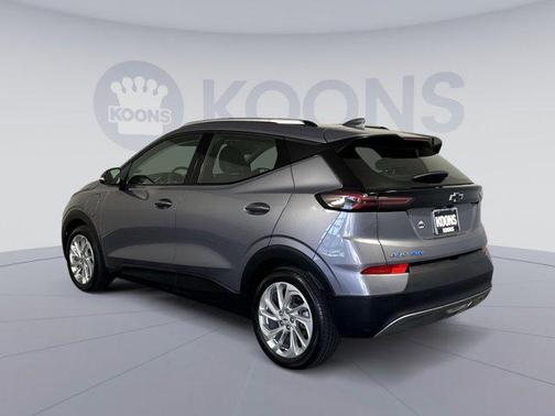 Gray Ghost Metallic 2023 Chevrolet Bolt EUV FWD LT