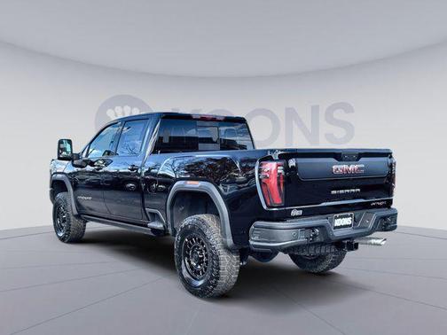 2026 GMC Sierra 2500 AT4