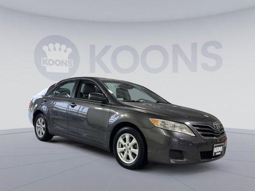 Magnetic Gray Metallic 2011 Toyota Camry LE