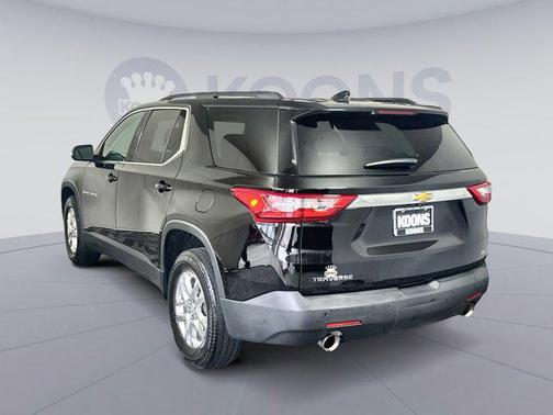 2021 Chevrolet Traverse LT Cloth