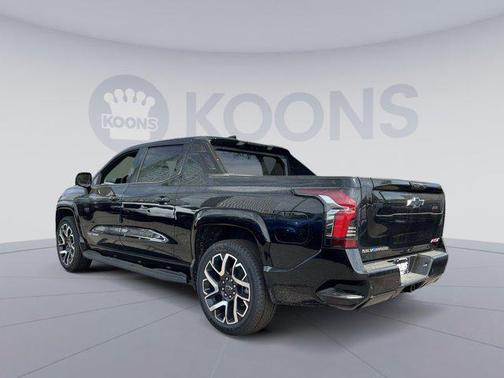 2025 Chevrolet Silverado EV RST
