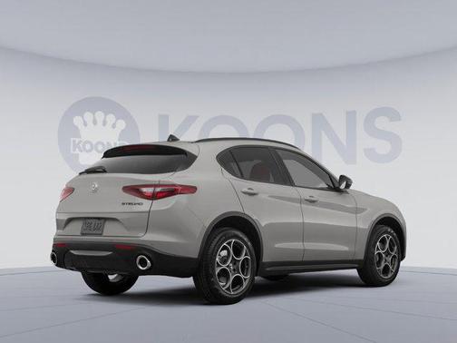 2021 Alfa Romeo Stelvio Base