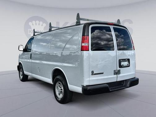 2017 Chevrolet Express 2500 Work Van