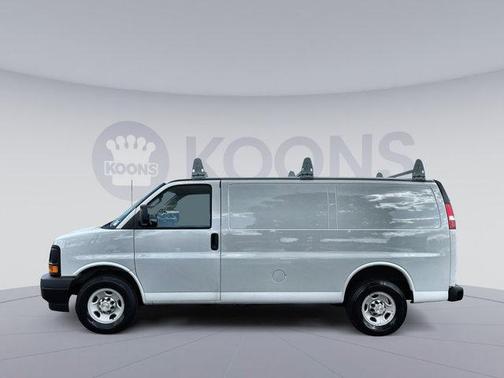 2017 Chevrolet Express 2500 Work Van