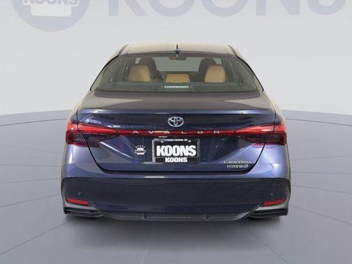 2019 Toyota Avalon Hybrid Limited