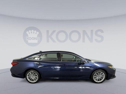 2019 Toyota Avalon Hybrid Limited