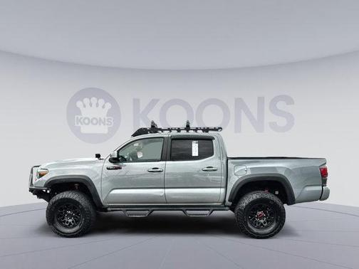 2017 Toyota Tacoma Base