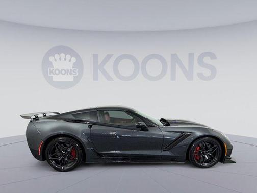 Watkins Glen Gray Metallic 2019 Chevrolet Corvette ZR1