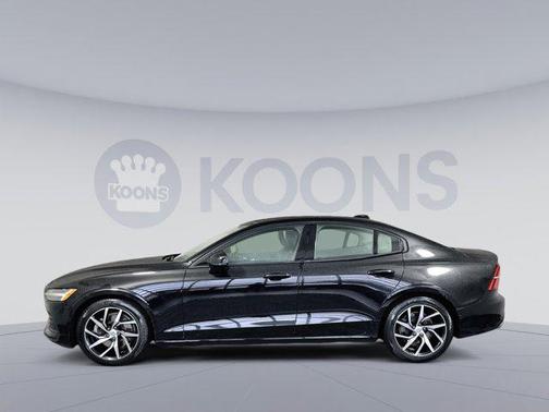 2020 Volvo S60 T5 Momentum