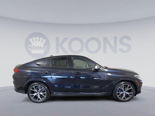 2022 BMW X6 M50i