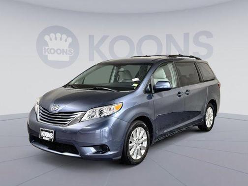 2015 Toyota Sienna LE