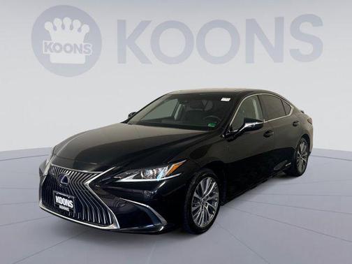 Obsidian 2021 Lexus ES 300h Base
