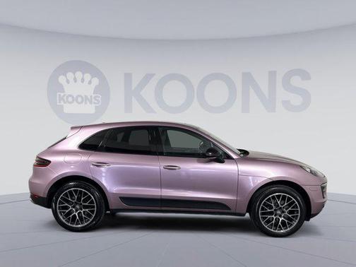 Gray 2018 Porsche Macan Macan Sport Edition