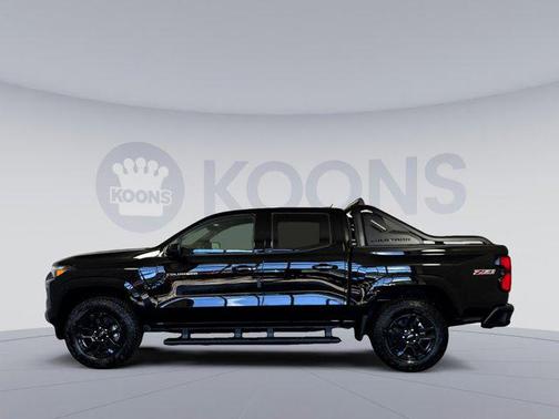 Black 2026 Chevrolet Colorado Z71
