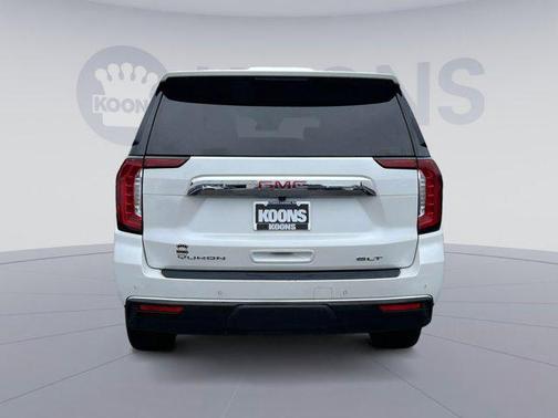 2021 GMC Yukon SLT