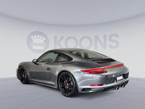 2017 Porsche 911 Carrera