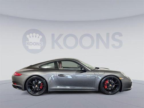 2017 Porsche 911 Carrera
