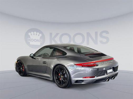 2017 Porsche 911 Carrera