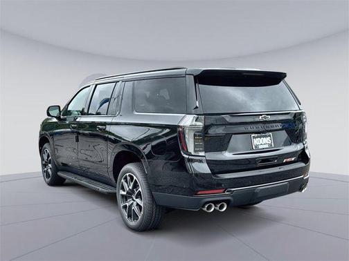 2025 Chevrolet Suburban RST
