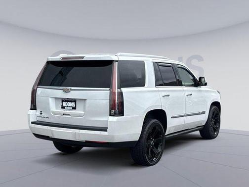 2016 Cadillac Escalade Platinum