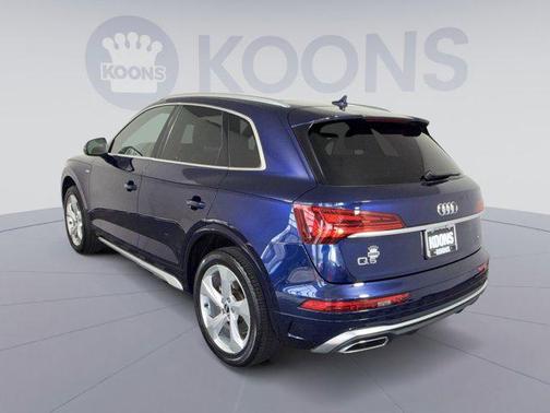 2022 Audi Q5 45 S line Premium Plus