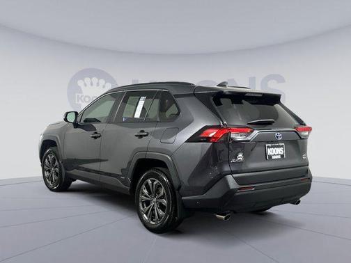 2024 Toyota RAV4 Hybrid XLE Premium