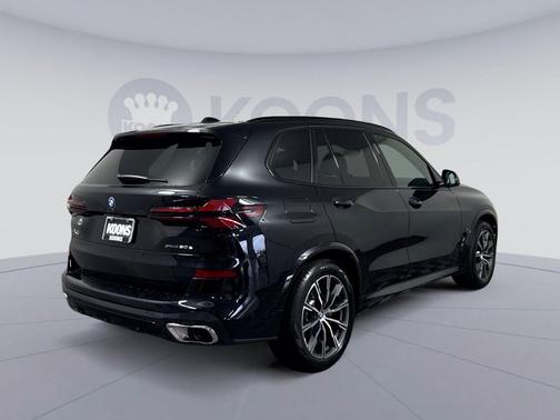 Black Sapphire Metallic 2025 BMW X5 PHEV xDrive50e
