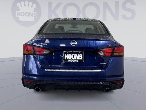 2023 Nissan Altima SR Intelligent AWD