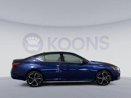 2023 Nissan Altima SR Intelligent AWD