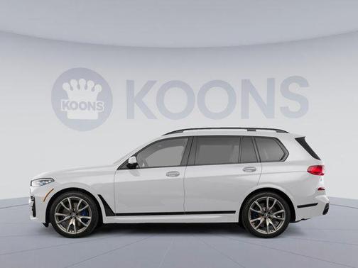 2022 BMW X7 M50i