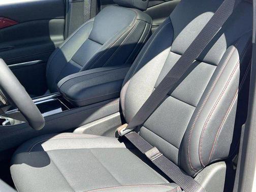 2025 Chevrolet Traverse AWD Z71