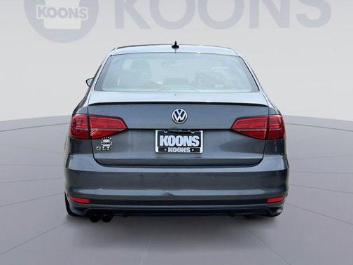 2016 Volkswagen Jetta 2.0T GLI SE