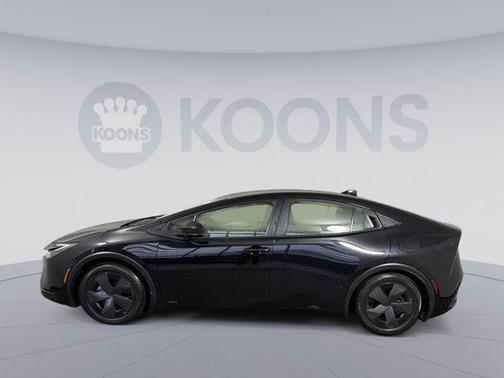 2023 Toyota Prius LE