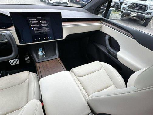 2023 Tesla Model X Dual Motor All-Wheel Drive