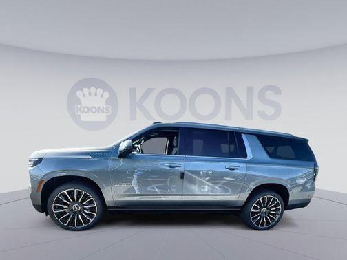 2025 Chevrolet Suburban 4WD High Country
