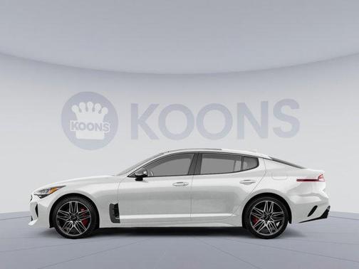 2022 Kia Stinger GT1